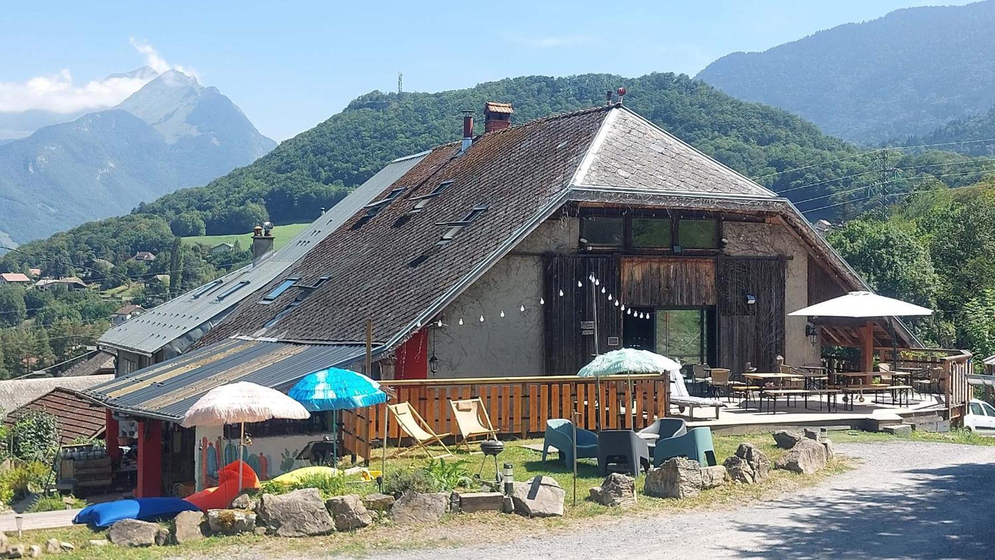 Yourtes Olachat Proche Annecy فافيرج المظهر الخارجي الصورة